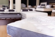 Colchones, almohadas y ropa de cama: conocida marca inicia remate online con precios desde $9.990 y hasta 75% de descuento
