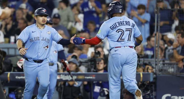 Todo en tablas: Los Blue Jays aprovecharon la trasnochada e igualaron la serie contra los Dodgers