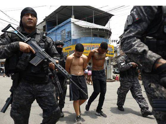 Río de Janeiro: 20 muertos tras una megaoperación policial contra el narcotráfico