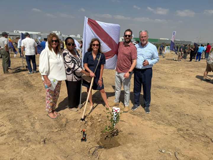 Column: Collins recounts educational, emotional trip to Israel