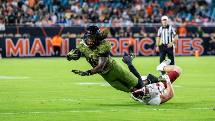 No. 9 Hurricanes pull away in second half to beat Stanford