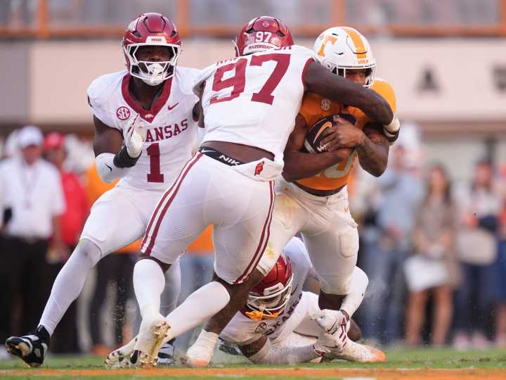 5 Defensive NFL Draft Risers From Week 9