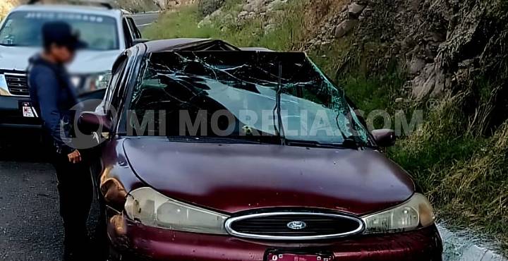 Automovilista grave al accidentarse en la autopista Pátzcuaro