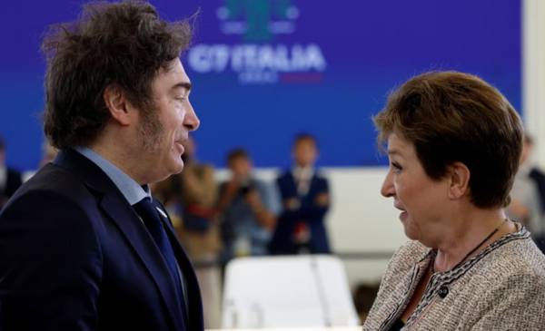 El FMI volvió a pedirle al Gobierno que acumule reservas y que trabaje por “un amplio apoyo político”