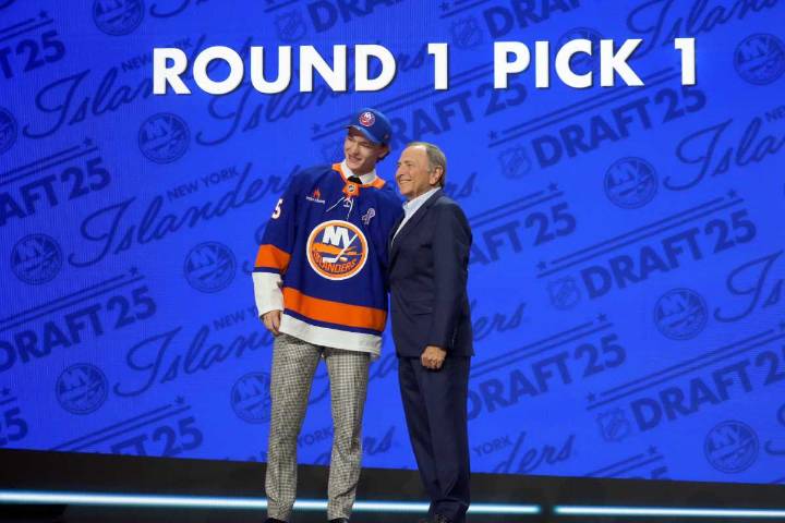 Matthew Schaefer makes Islanders’ opening