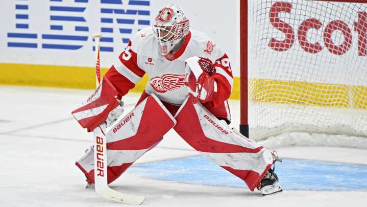 Red Wings score: Cam Talbot stars in 3-2 win vs Maple Leafs