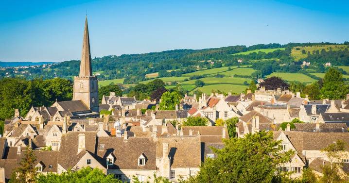 The beautiful town known as 'Queen of the Cotswolds' that's frozen in time