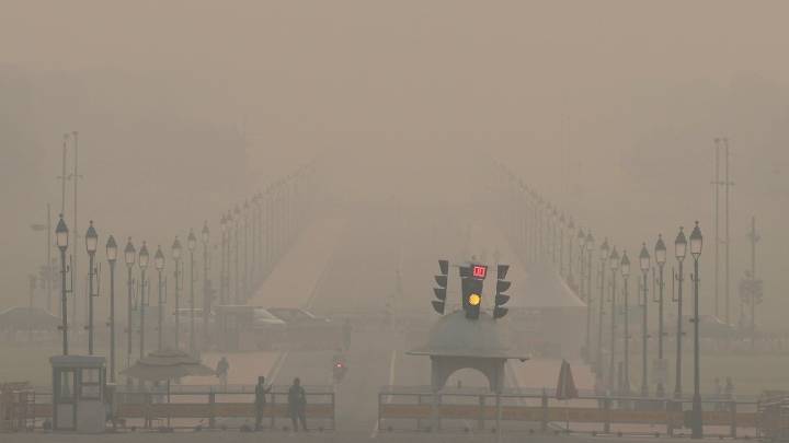 AQI units shut to hide Delhi pollution: AAP claims BJP fudging air quality data