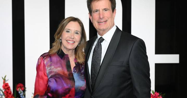Nell Nolan: American Cancer Society Gala, Blue Rose 2025, Heart N Hands