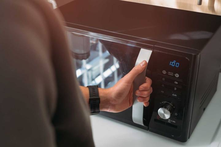 Man Brought His Own Microwave to Work and Locked It So No One Else Could Use It