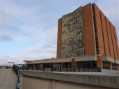 Editorial: Poll gives hope of bellwether status