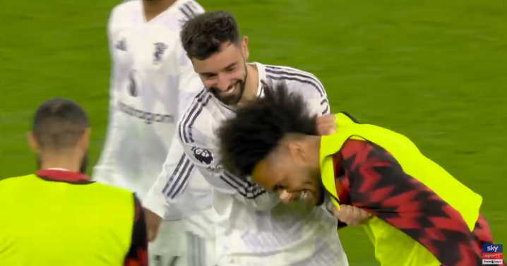 Man United star Joshua Zirkzee shows true colours with actions on Anfield pitch