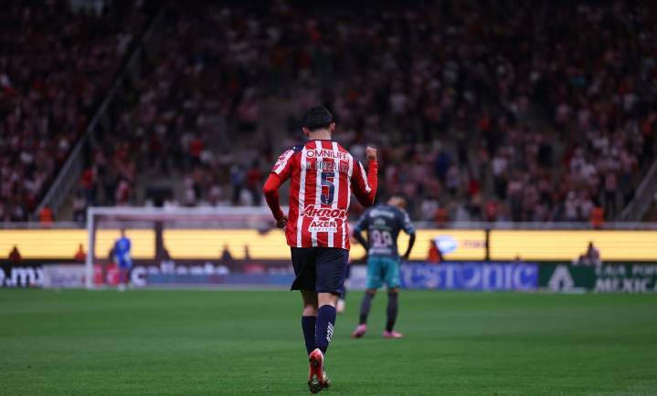 Chivas supera a Mazatlán y llega a cuatro triunfos al hilo