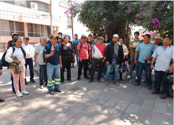 Municipio engañó a carretoneros en la entrega de motocarros