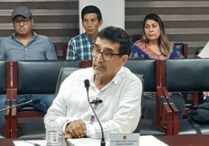 DENUNCIAN presunta corrupción en contratos del Ayuntamiento de Tuxtla