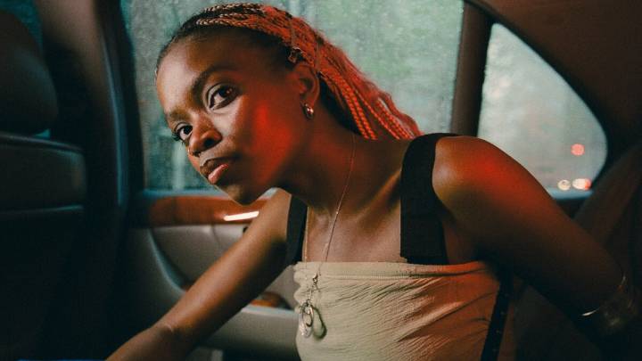 Mesquite’s Hannah Jadagu delivers calm, inviting second album ‘Describe’