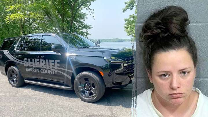 Kentucky substitute teacher accused of soliciting underage student for sex