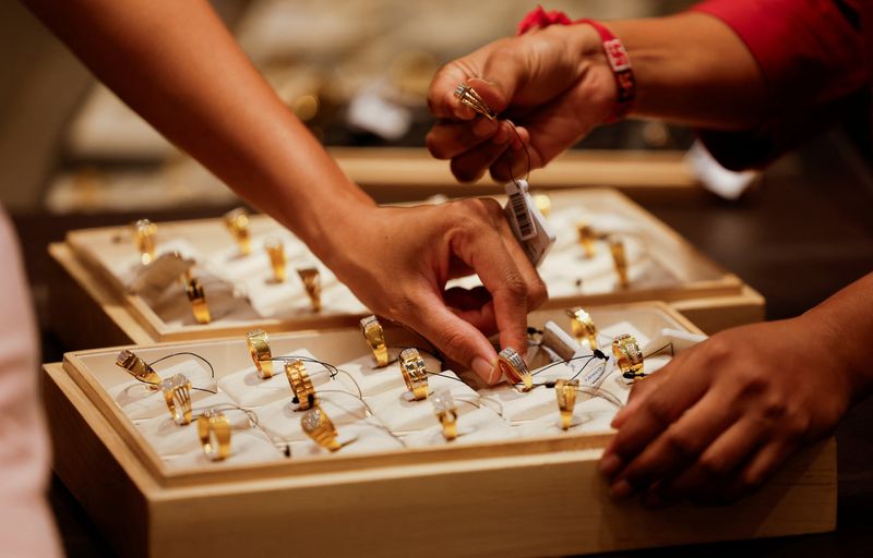 Gold shatters $4,000 milestone as investors rush to safety