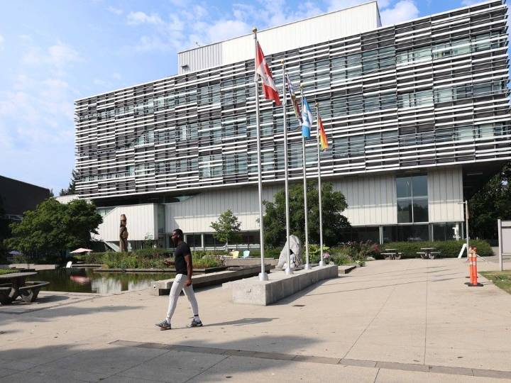 Visa officer was wrong to deny Iranian student a study permit: Court