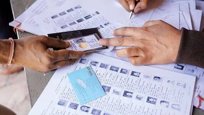 Poll body to announce pan-India SIR dates, 10-15 states likely in 1st phase