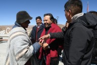Sáenz en la Puna salteña | Supervisó obras, visitó barrios e inauguró un playón deportivo