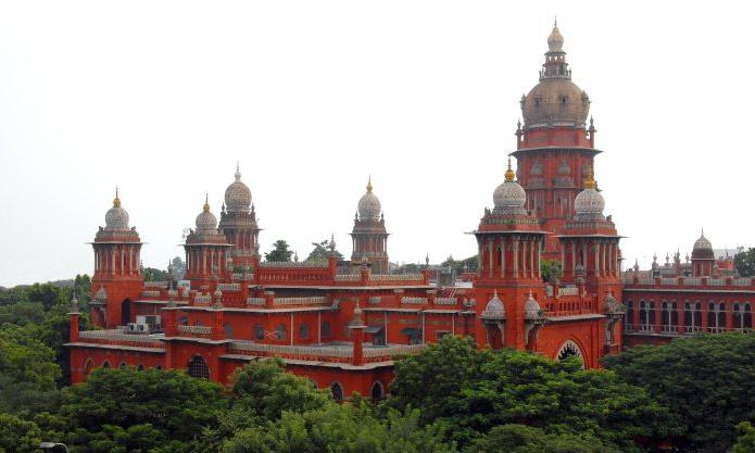 Madras HC orders Air India to pay Rs 35,000 to a passenger for hair in meal