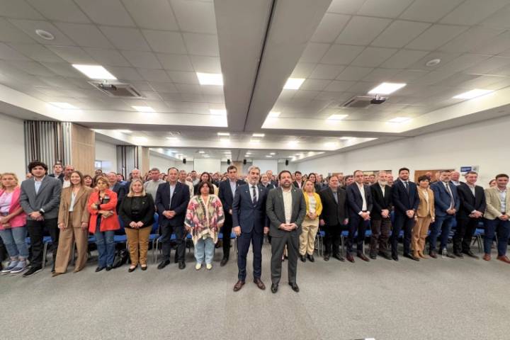 Presentaron herramientas de gestión para municipios y comunas