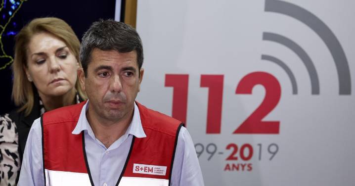 Mazón no habló con Feijóo hasta las 21.27 h el día de la DANA