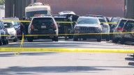 Dos heridos, incluido un alguacil, tras dispararse el arma de un agente de ICE en  operación migratoria en Los Ángeles