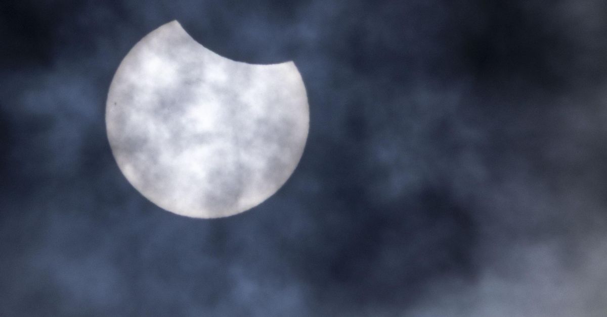 La Universidad de Córdoba analiza el 'Trío Ibérico' de eclipses con el ciclo 'Mirando al Cielo'