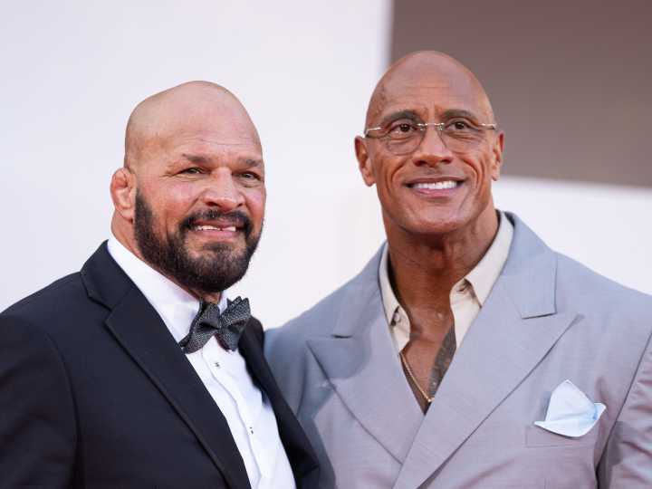 Dwayne Johnson plays an MMA fighting legend in 'The Smashing Machine.' Here's everything to know about the real Mark Kerr.