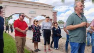 Se solidarizan vecinos del Fraccionamiento Leones etapas III y IV con afectados por cobros excesivos