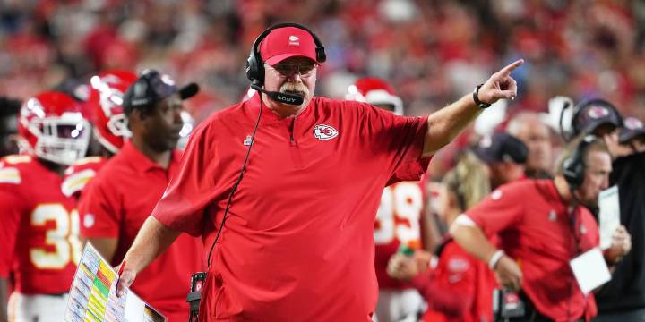 Penalty perfection: Chiefs clean up performance in victory over Lions