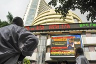Market Closing Bell: Chennai Petroleum, Sagility among top gainers as Nifty Closes at 25,893; Sensex down 544 points
