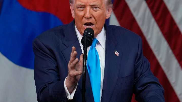 Trump ordena empezar a probar las armas nucleares de EE.UU. "inmediatamente"