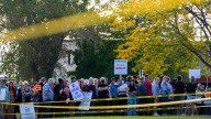 Escucha Mi Voz holds ‘protective action’ event outside Cedar Rapids ICE office