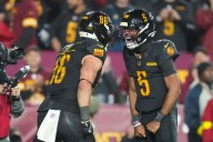 No Hail Mary magic this time and Moody's last-play kick lifts the Bears past the Commanders 25
