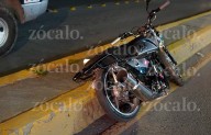 Motociclista termina lesionado tras impactarse contra un taxista en el Periférico