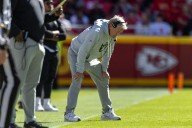 Raiders offense, defense get failing grades vs. Chiefs in Week 7 in Kansas City