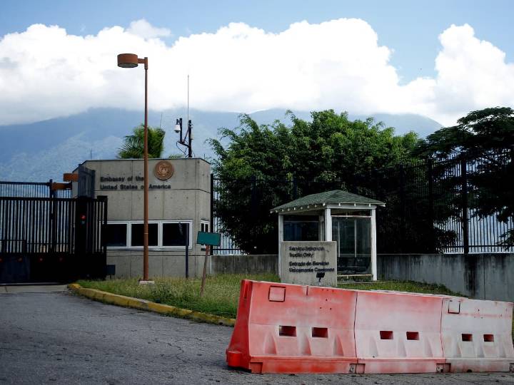 Venezuela denuncia amenaza contra embajada de EE.UU. en Caracas