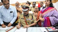 IPS officer Shivadhar Reddy takes charge as Telangana DGP