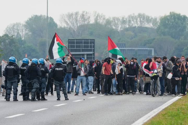 Manifestantes pro palestinos se oponen a juego clasificatorio de Italia ante Israel