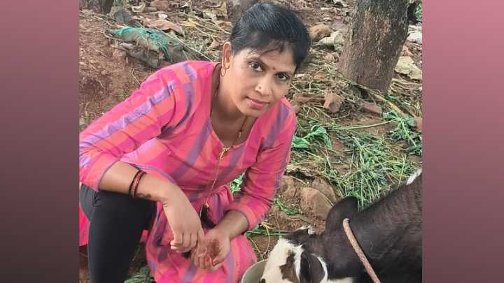 Minor girl, along with friends, smothers mother to death