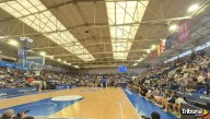 Galería de imágenes: Más emoción que sonido y más alma que megafonía en la vuelta de la 'marea azul' a su casa