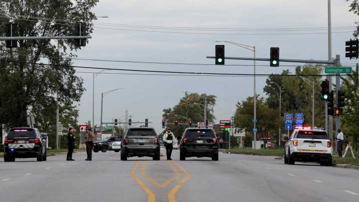 Illinois agency warns federal agents against license plate 'flipping'