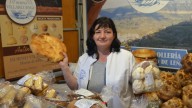 Estos son las novedades y los productos más vendidos en la Muestra Agroalimentaria de Zaragoza: "Están volando"
