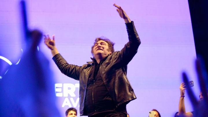 Milei en el Parque España: "Rosario está siendo acechada por el comunismo, pero con nuestras reformas florecerá"