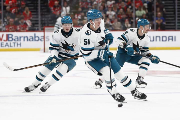 Evaluating the Sharks' first 10 games: Growing up is hard to do but fun to watch