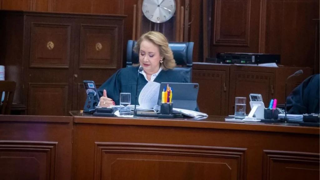 SCJN avala tope a comisiones de Afores