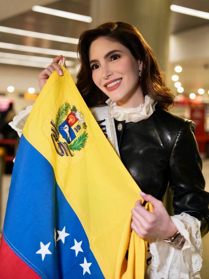 Miss Venezuela Stephany Abasali rumbo a Tailandia